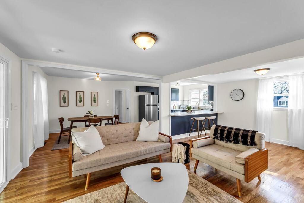 Fully Renovated 4 Bed Buena Vista House Near Wfu Vila Winston-Salem Exterior foto