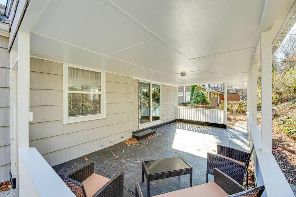 Fully Renovated 4 Bed Buena Vista House Near Wfu Vila Winston-Salem Exterior foto
