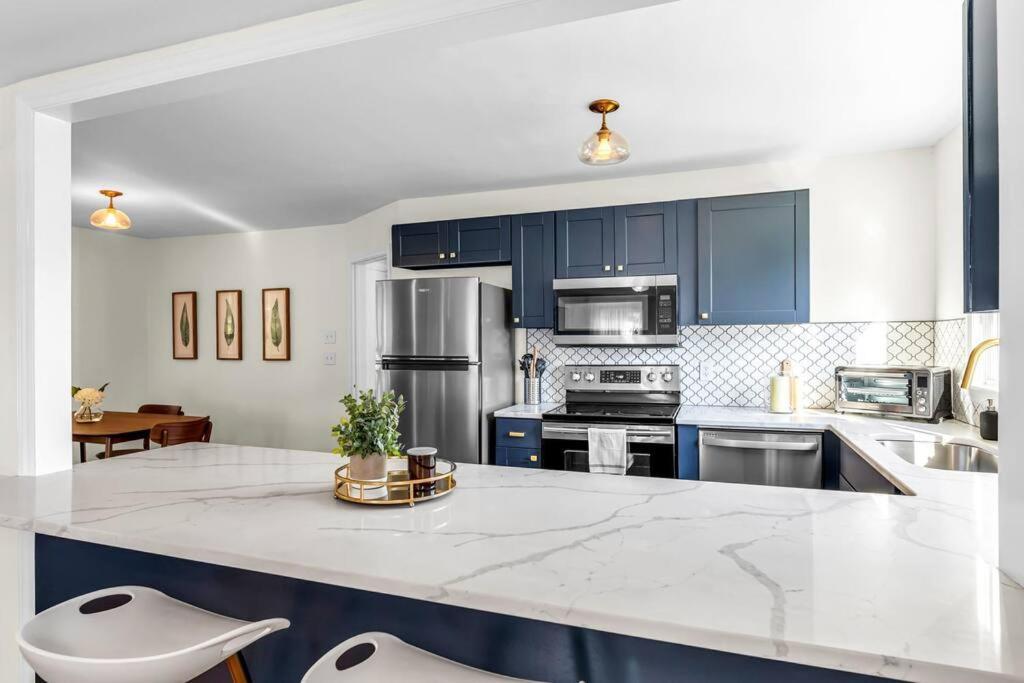 Fully Renovated 4 Bed Buena Vista House Near Wfu Vila Winston-Salem Exterior foto